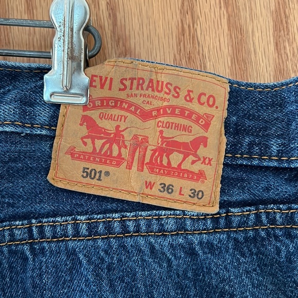 Levi’s 501 Button Fly Size W36 L30 - Picture 2 of 5